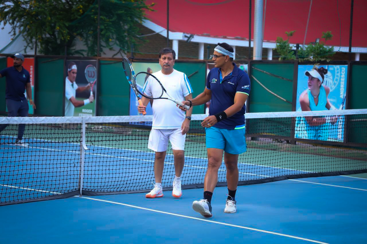 Lown tennis Friendly match 